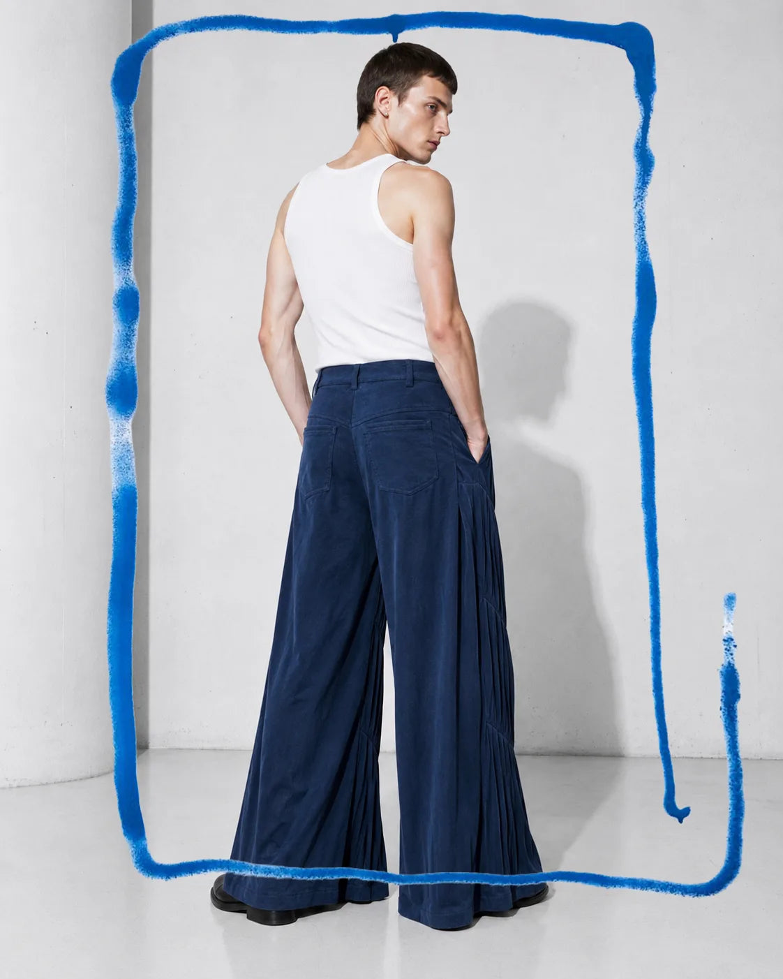 Between Pleats Zipped Slit Trouser (Unisex)