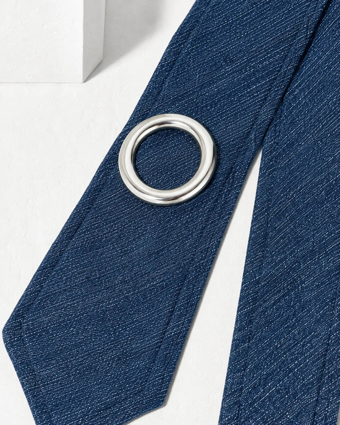 The Circled Tie