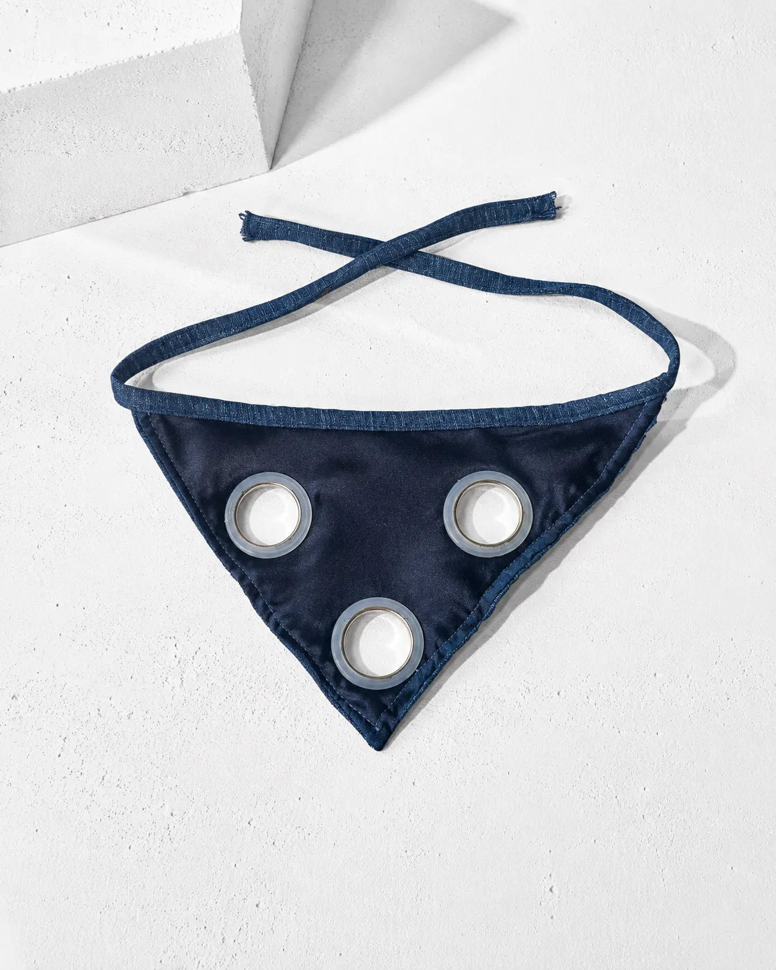 The Intertwined Circled Bandana