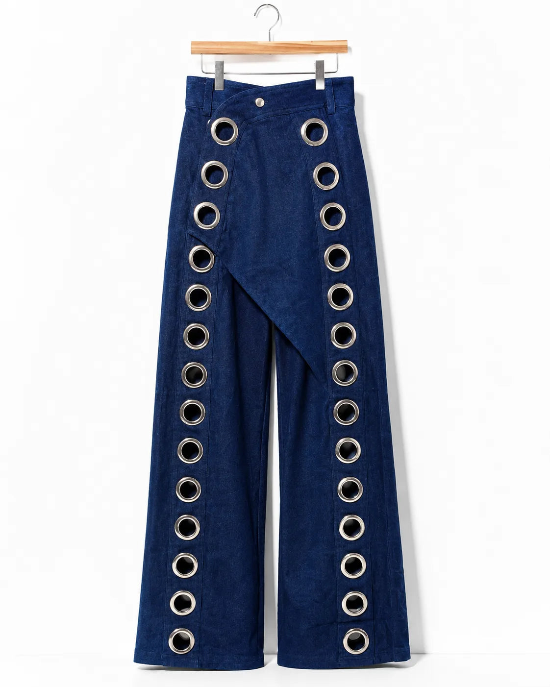 The Intertwined Circled Pants