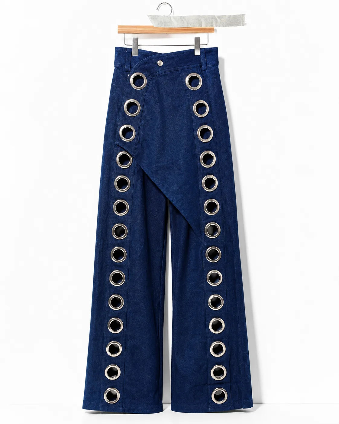 The Intertwined Circled Pants